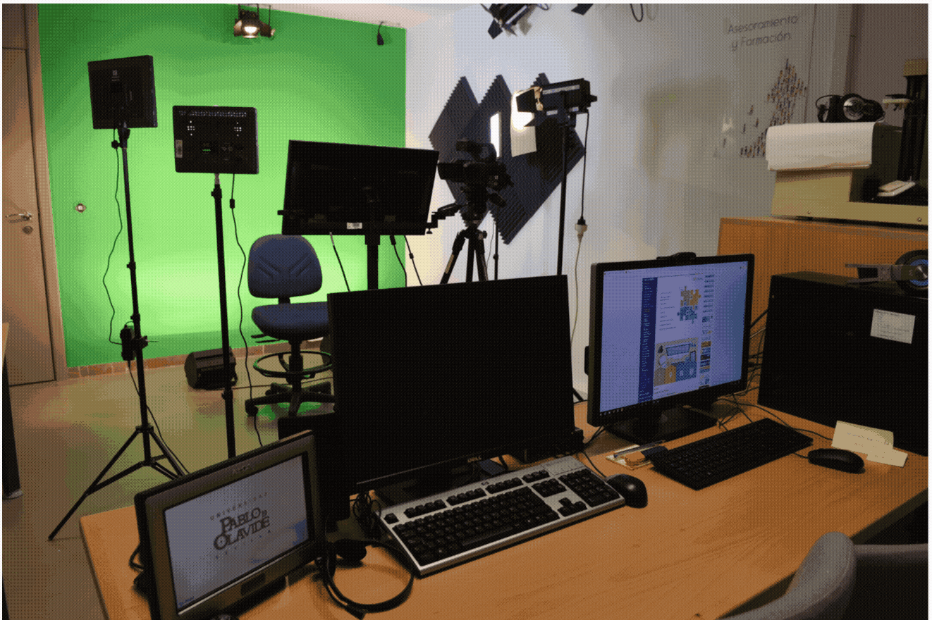 Laboratorio Multimedia: equipamiento y sala de grabación