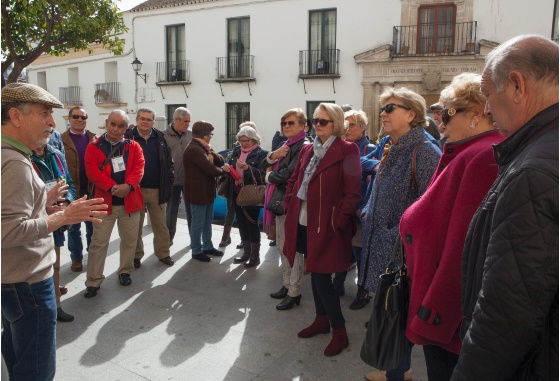 Los estudiantes de Alcalá de Guadaíra participan en el I Encuentro Provincial del Aula Abierta de Mayores