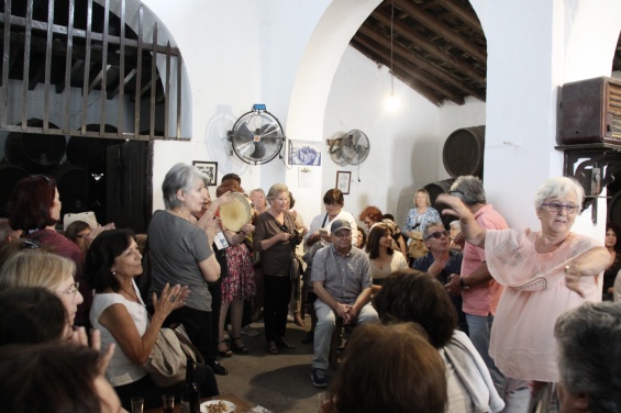 El Aula Abierta de Mayores de Tomares visita Lebrija para participar en el I Encuentro Provincial
