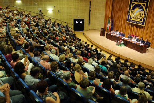 Un total de 943 mayores de 21 municipios de la provincia de Sevilla finalizan el curso del Aula Abierta de la UPO