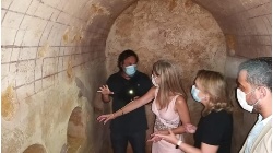 La tumba romana de la calle Sevilla deja a la luz sus secretos