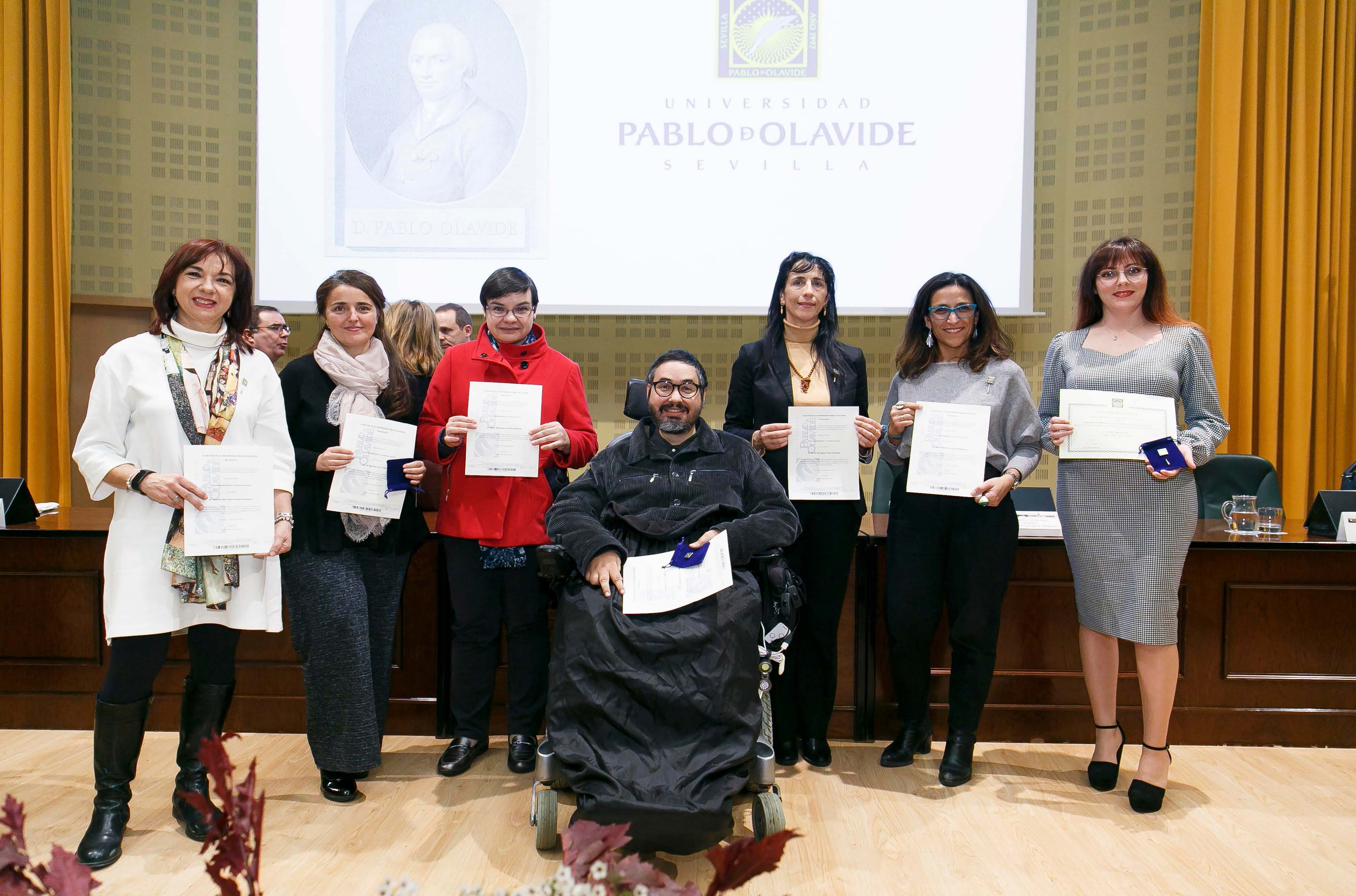 Honores y distinciones en el día de la Universidad