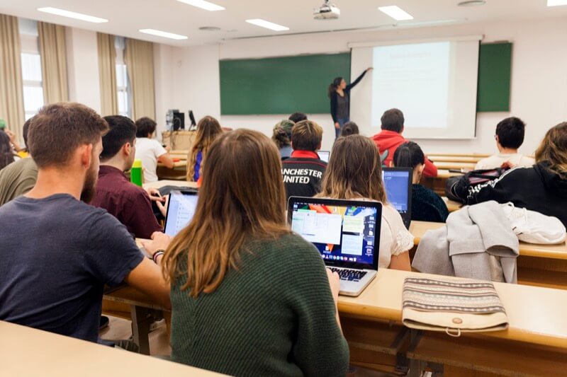 Información Académica