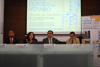 De izquierda a derecha, Ramón Gavira, María del Mar Moreno, Vicente Guzmán y Francisco Lorenzo.
