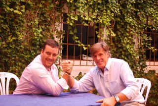 Javier Alés, profesor de la UPO y presidente de la Asociación Andaluza de Mediación Familiar (AMEFA) y Juan Diego Mata, también profesor de la UPO y mediador familiar (izquierda)