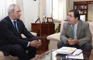 De izquierda a derecha, Antonio Jesús Ruiz y Vicente Guzmán Fluja.