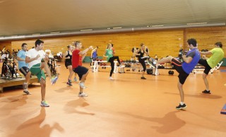 Clase de cardio-fit
