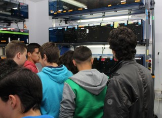 Cerca de 200 estudiantes visitan el CABD