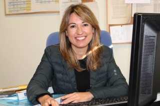 Laura López de la Cruz en su despacho en el Rectorado