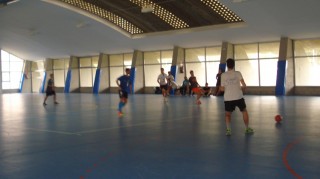 primer partido en el pabellón cubierto