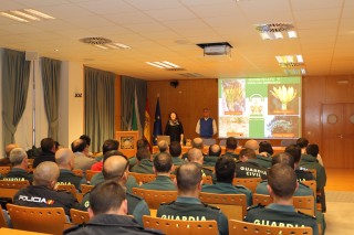 La coordinadora de Prácticas Externas de la Facultad de Ciencias Experimentales ha inaugurado este seminario.