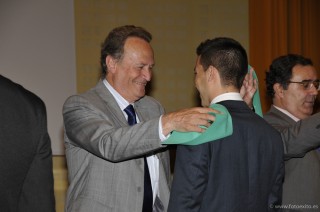 El padrino de la promoción fue Aíto García Reneses, entrenador del Club Cajasol de Baloncesto.
