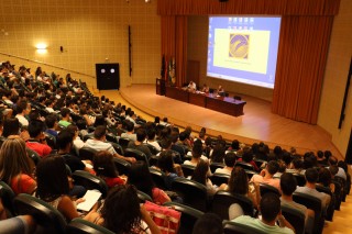 Miguel Ángel Morales, Mercedes de la Torre e Ignacio Hernández en el Programa Bienvenida