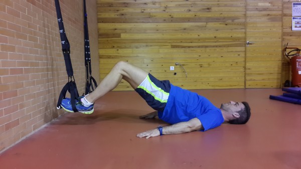 El entrenamiento en suspensión está compuesto por unos arneses que se deben anclar a los brazos o a las piernas