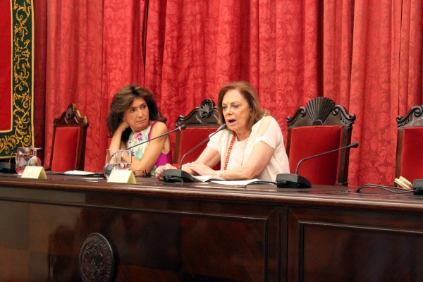 La Presidenta Consejo Social US, Isabel Aguilera y la Presidenta Consejo Social UPO, Amparo Rubiales