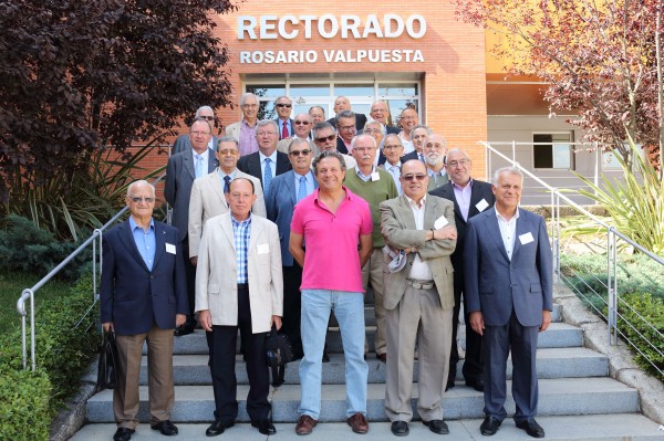 Promoción de 1965 del Bachillerato Laboral Superior en Electrónica de la Universidad Laboral de Sevilla