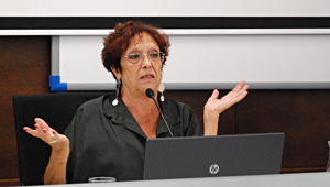 Maruja Torres