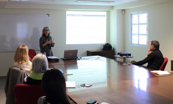 Aurora García durante el seminario impartido en la UPO