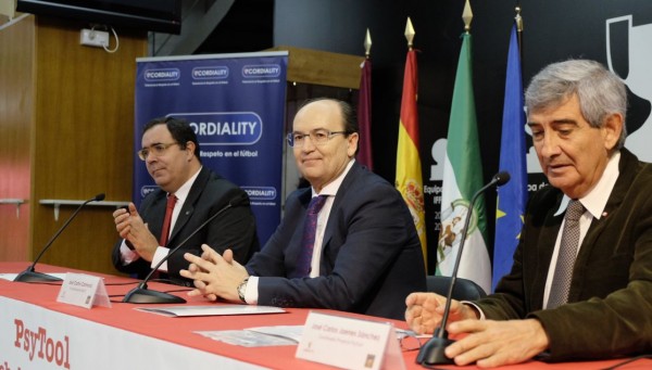 Vicente Guzmán, José Castro y José Carlos Jaenes durante la presentación de PsyTool