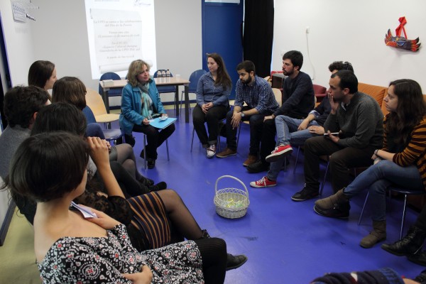 La vicerrectora de Cultura y Compromiso Social, Elodia Hernández León, durante la presentación del Día de la Poesía en la UPO