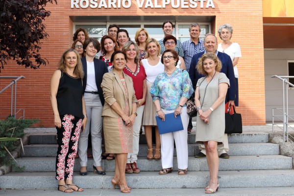 Rosa Torres y los responsables de participación social de las universidades han sido recibidos por la vicerrectora de Cultura y Compromiso Social, Elodia Hernández