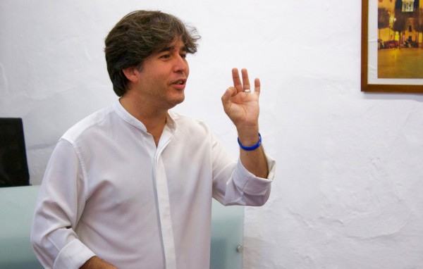 Antonio Rosal en la sede de la UPO en Carmona