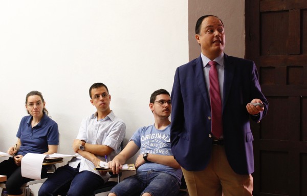 Enrique Garrido en un momento de su intervención.