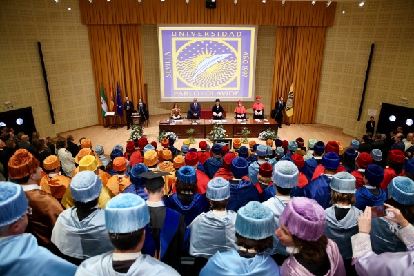 Apertura del curso 2016-2017 en el Paraninfo de la UPO