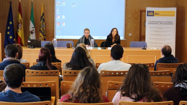 María José Trigueros y Rosa Díaz en la inauguración del Seminario