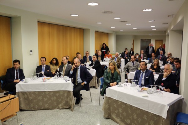 más de 20 representantes de un total de 15 empresas han participado en el foro