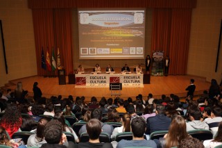 De izquierda a derecha, Myriam Díaz Rodríguez, María José Sánchez, Elodia Hernández León, Santiago Agüero, Sandra Ibarra.