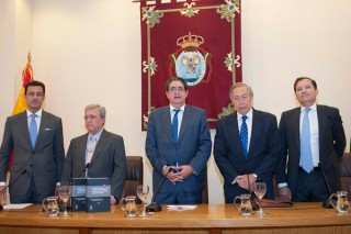 Imagen del acto de presentación de la obra colectiva “Tratado de Procedimiento Administrativo Común y Régimen Básico del Sector Público” / Colegio de Abogados de Sevilla.