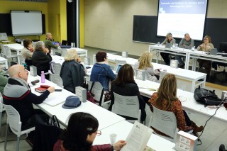 Elodia Hernández, Bruno Martínez y Capitolina Diaz en la presentación del curso