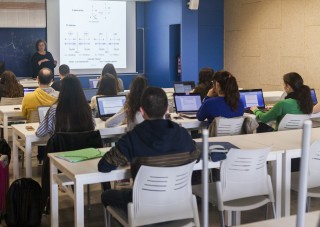 El próximo curso se impartirán en la UPO 42 másteres y 9 doctorados
