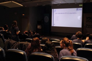 Imagen de los estudiantes en el concurso.