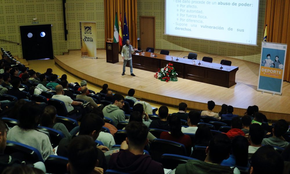 Más de 1.000 estudiantes han participado en los cursos de verano de la UPO