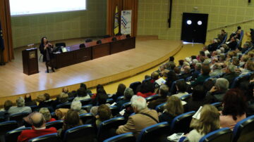 Seminario del Aula Abierta de Mayores de la UPO en el Paraninfo