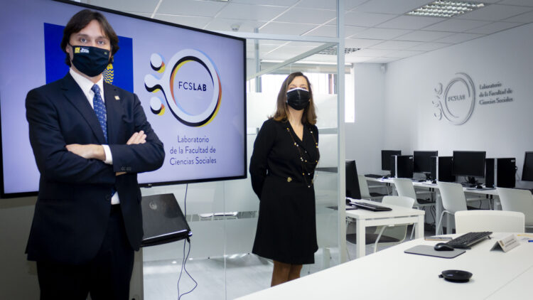 Francisco Oliva y Rosa Díaz en el FCSLAB