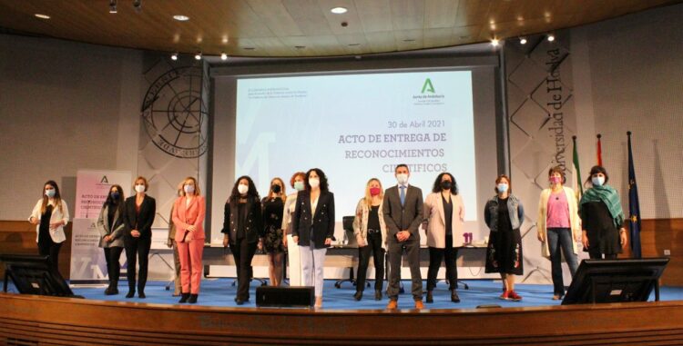 El acto de entrega de premios del Congreso tuvo lugar en la Universidad de Huelva