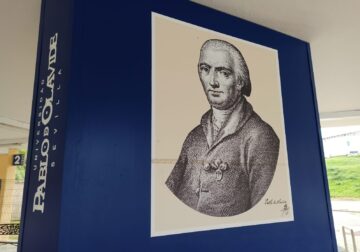 Imagen de Pablo de Olavide en el campus de la UPO