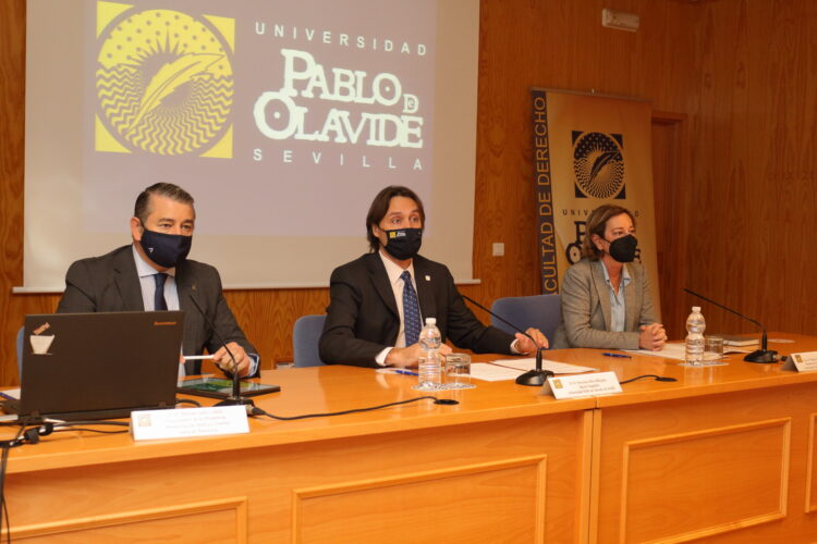 Anotnio Sanz, Francisco Oliva y María Serrano en la inauguración de las Jornadas