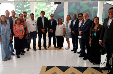 Encuentro con rectores de universidades colombianas en Dubái