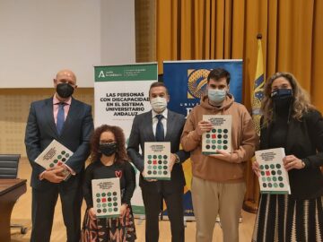 De izquierda a derecha, Juan José García Machado, Marta Castillo, Marcial Gómez Balsera, Gabriel García Carrión y María José Parejo Guzmán.