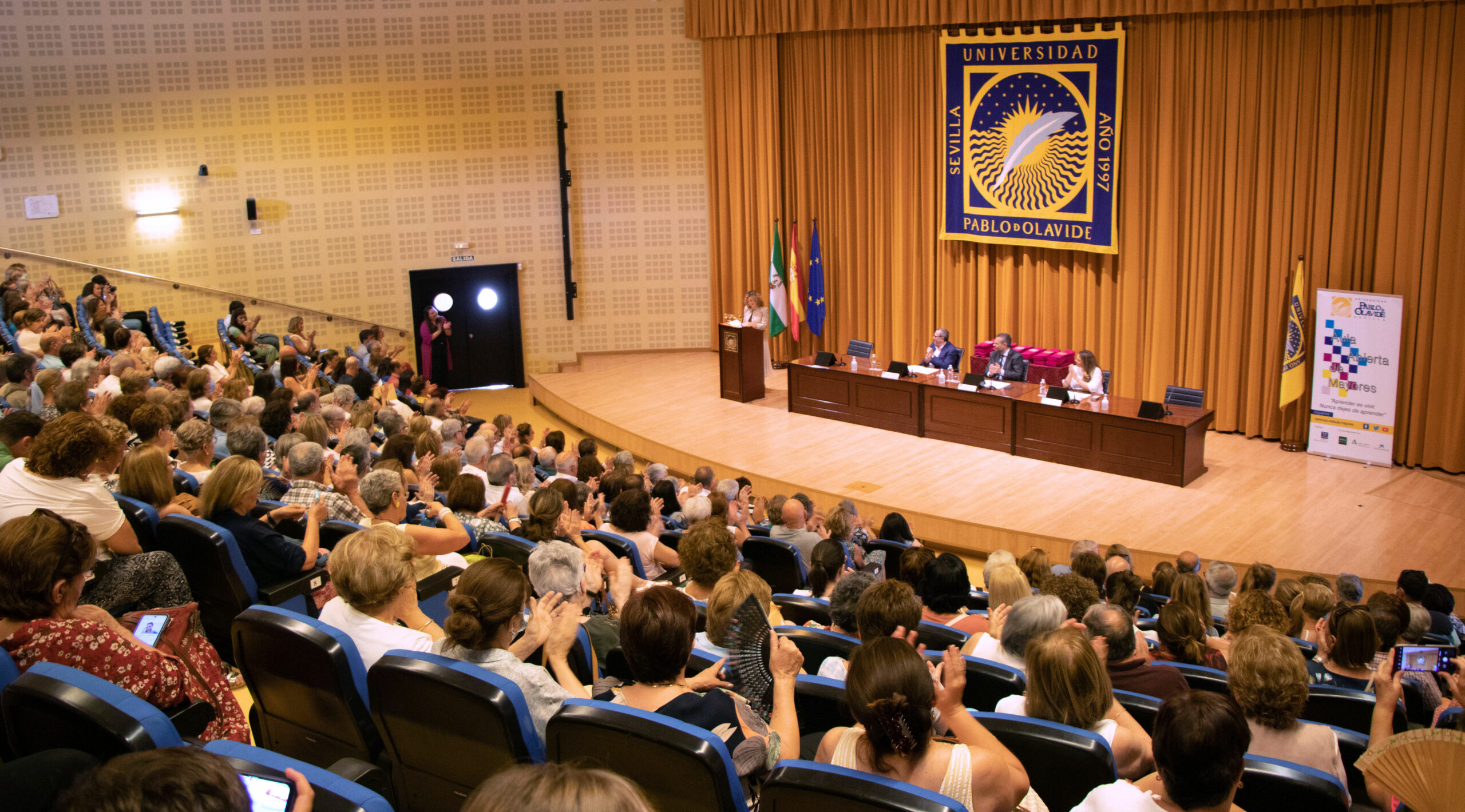 Acto de clausura del Aula Abierta de Mayores en el Paraninfo