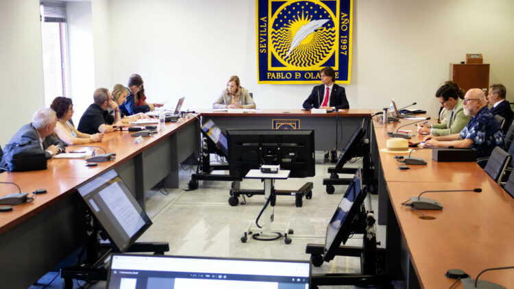 Sesión del Consejo Social celebrada en el Rectorado