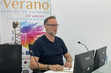 Pedro García Aguado en los cursos de verano de la UPO en Carmona