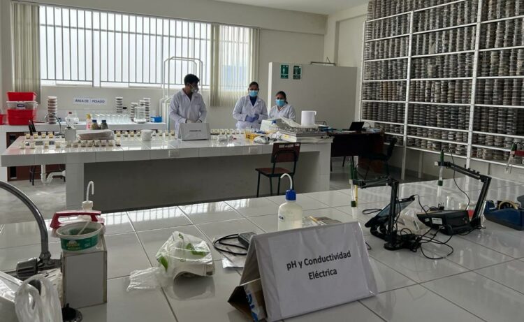 Laboratorio de la Universidad Nacional Toribio Rodríguez de Mendoza (UNTRM)
