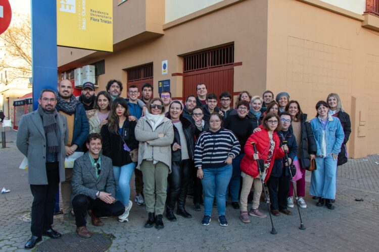 Estudiantes de FEVIDA en la RU Flora Tristán