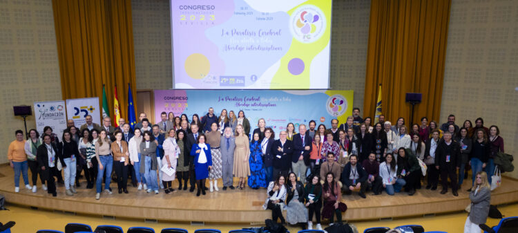 Foto de familia de la clausura del Congreso