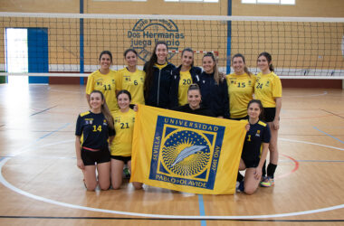 Equipo femenino de voleibol de la UPO